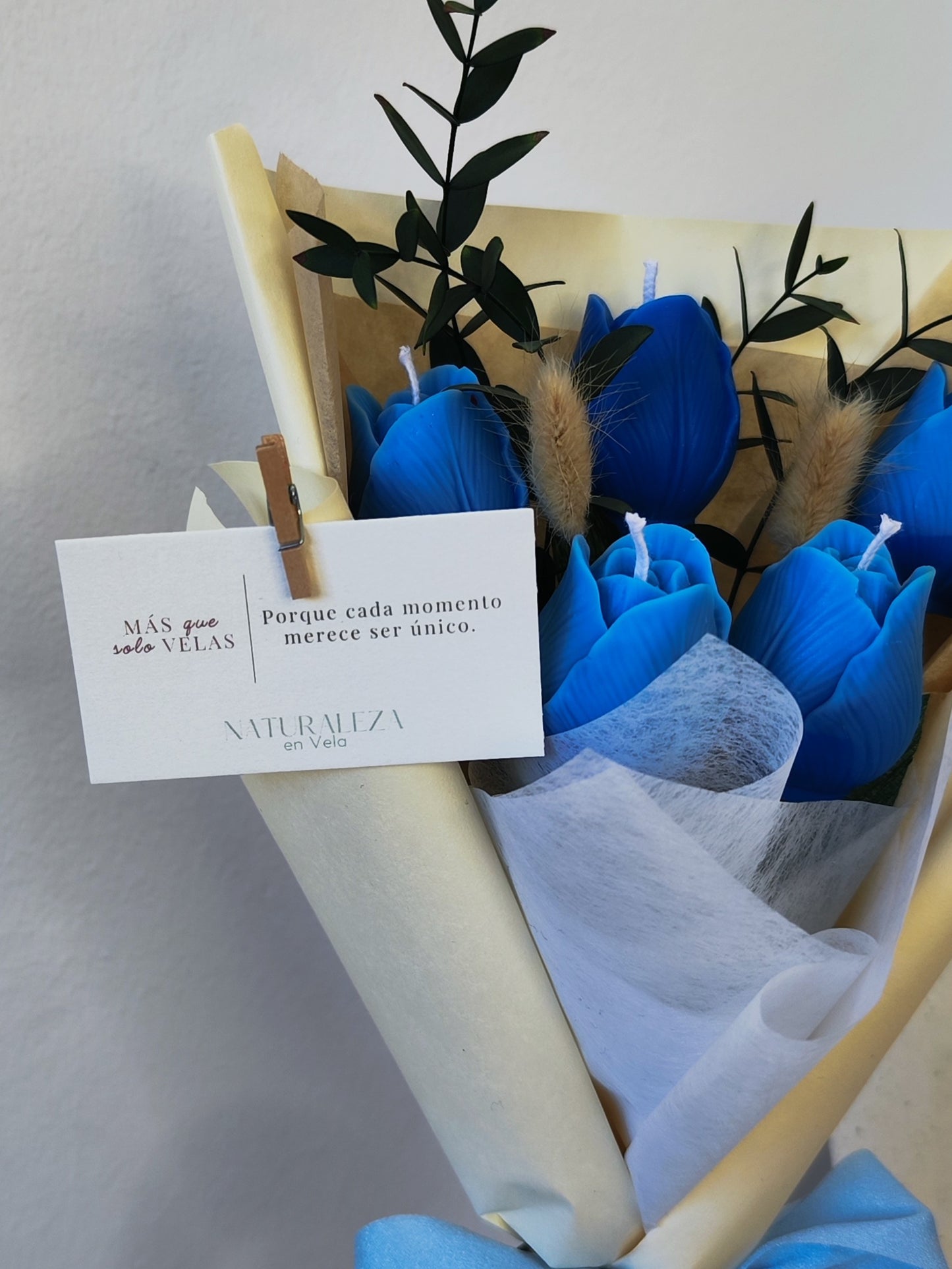 Ramo de Tulipanes Aromáticos Azules